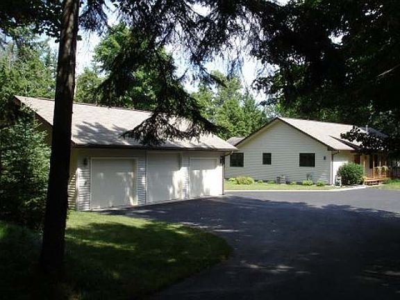 2nd image of 1378 Wildwood Way