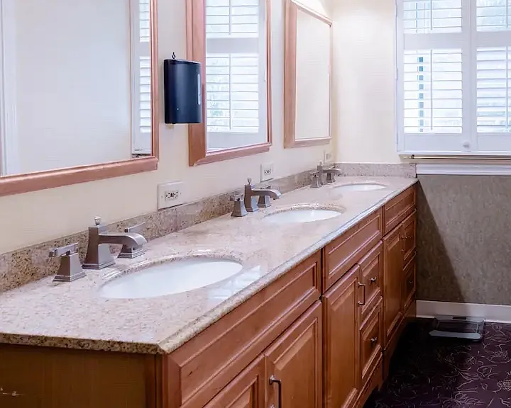 1815 Highland Pl — Photo 4