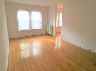 1060 W Cornelia Ave APT 1, Chicago, IL 60657