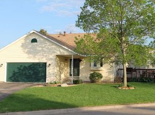 1665 Tierney Dr, Hastings, MN 55033