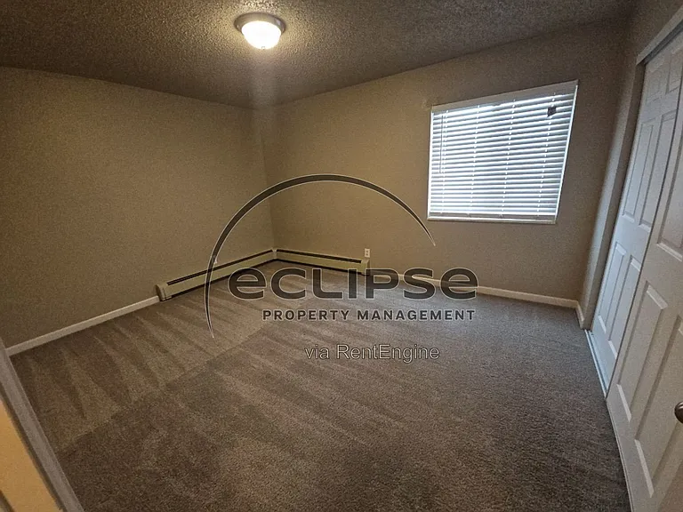 502 Bell Ct #C8 — Photo 10