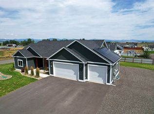 3897 Lovegrass Ln, Helena, MT 59602