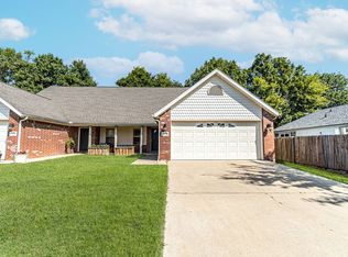 802 Baker St NW, Gravette, AR 72736