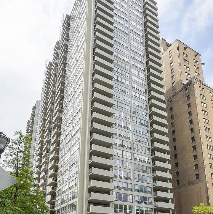 1st image of 224 W Rittenhouse Sq #1410