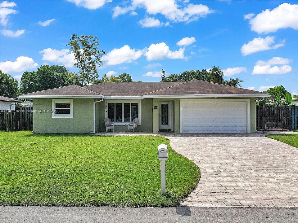 1st image of 6602 NW 93rd Ave