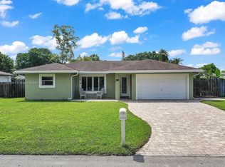 6602 NW 93rd Ave, Tamarac, FL 33321