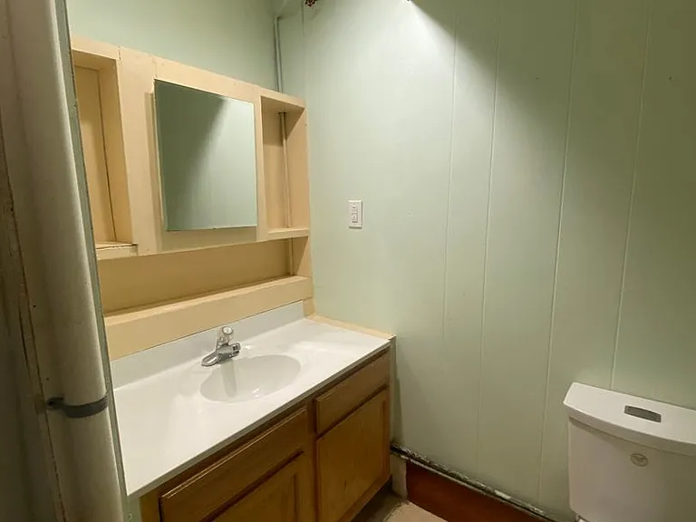 8 Union St. — Photo 15