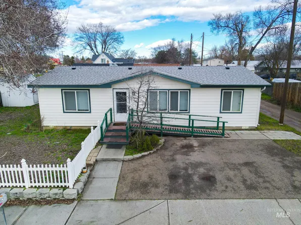 347 NW 7th Ave, Ontario, OR 97914