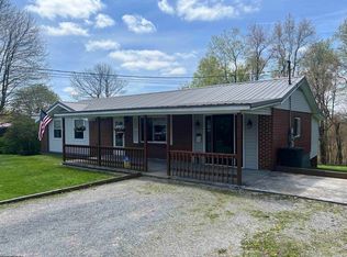 209 Highland Ave, Terra Alta, WV 26764