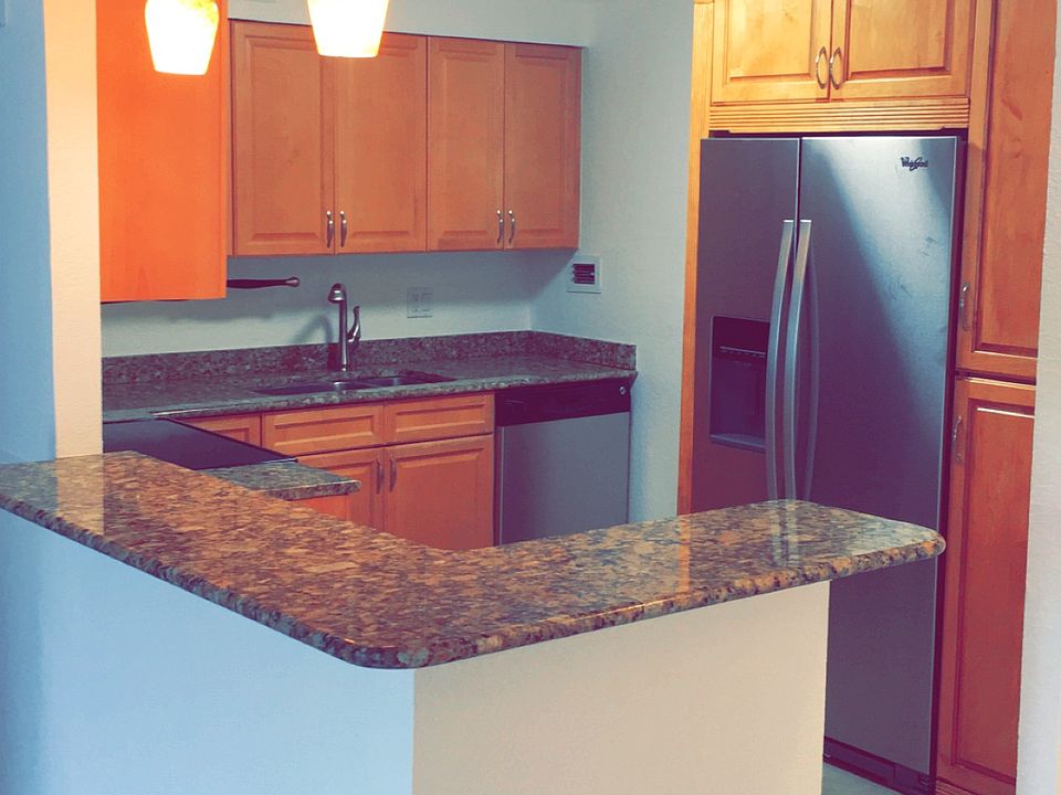 1st image of 1000 Spanish River Rd APT 2O