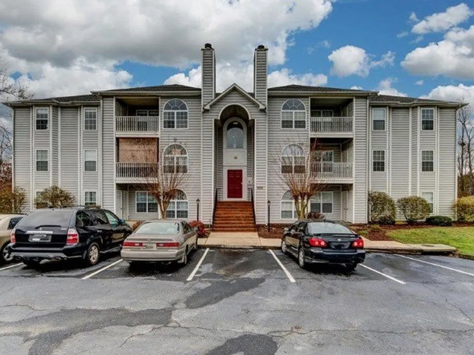 3638-3A Morris Farm Dr