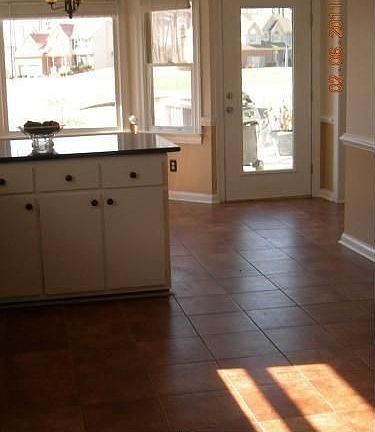 3rd image of 402 Las Gaviotas Blvd