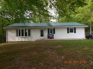 6824 W May Rd, Bloomington, IN 47403