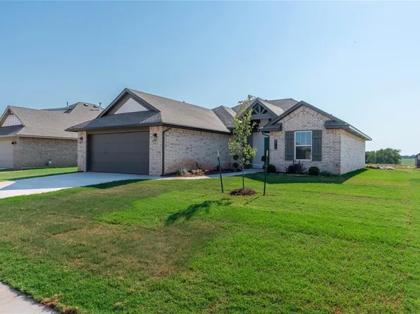 527 Hackberry Ln, Washington, OK 73093