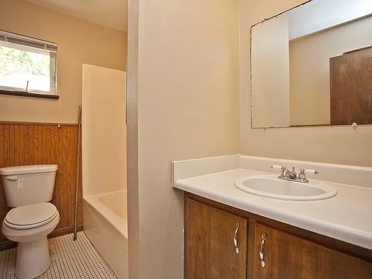 311 Willow Ave — Photo 14