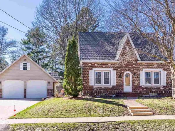 216 S Wisconsin Ave, Marshfield, WI 54449