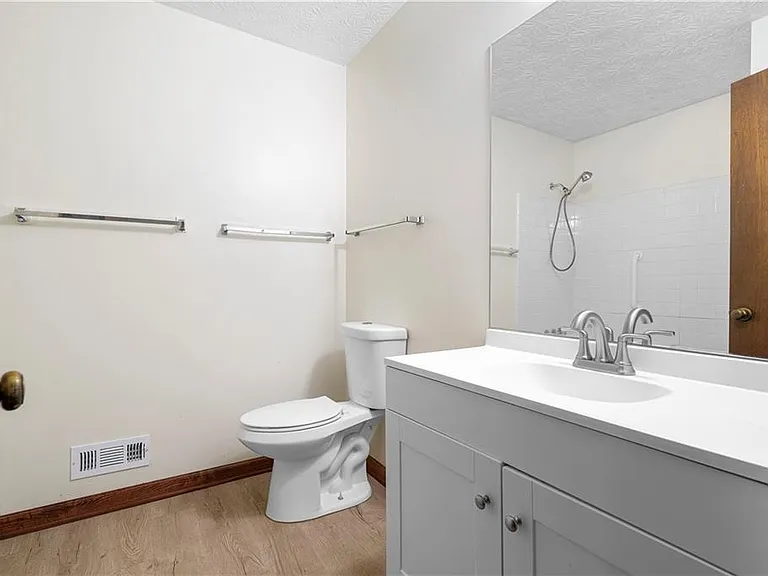 3260 Creek Hollow Dr — Photo 5