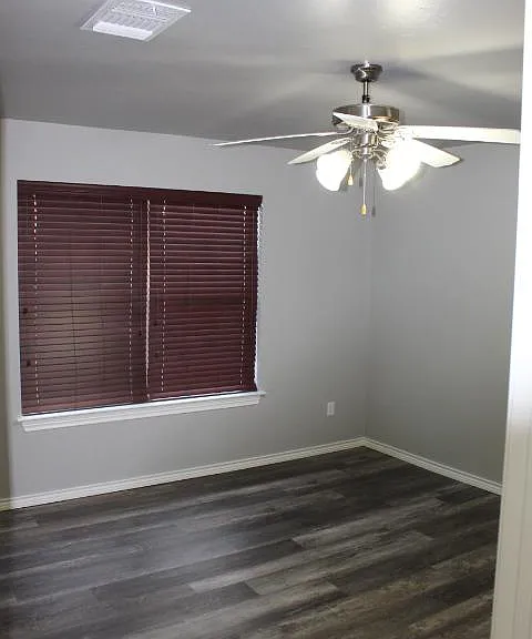 505 SW 121st Pl — Photo 8