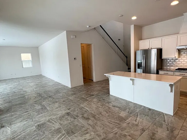 3140 Show Jumper Ln — Photo 7