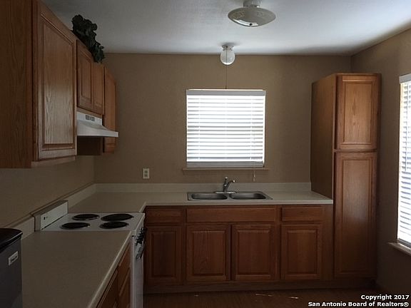 2nd image of 131 County Road 2617