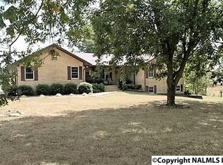 2057 County Road 19, Groveoak, AL 35975