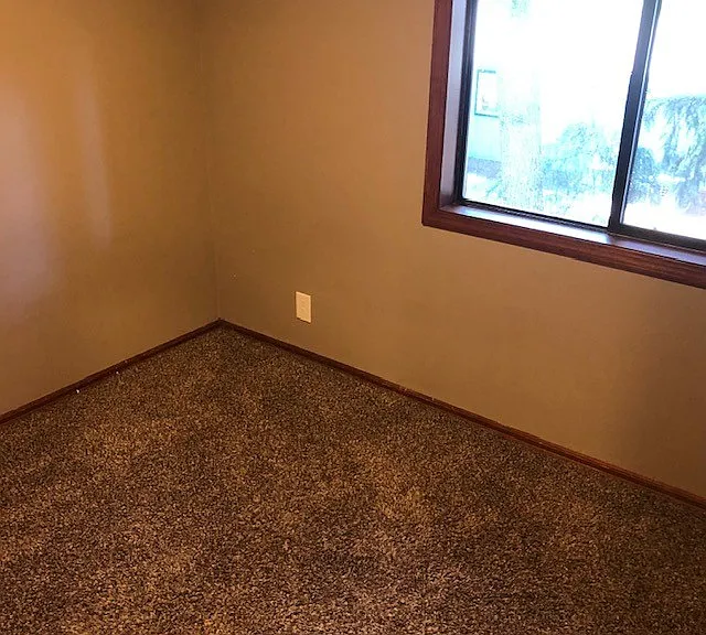 1655 Douglas St — Photo 7