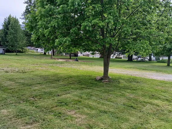 Gifford St, Greenwich, OH 44837