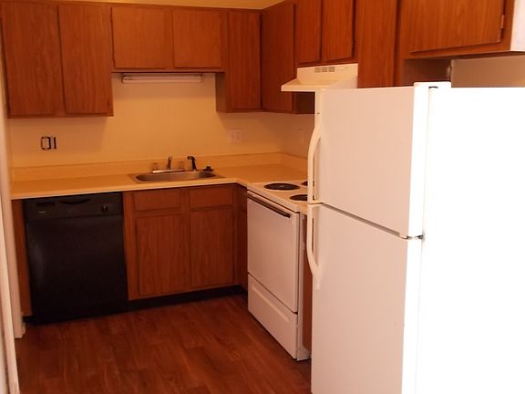 4th image of 348 Jefferson Ave APT 53