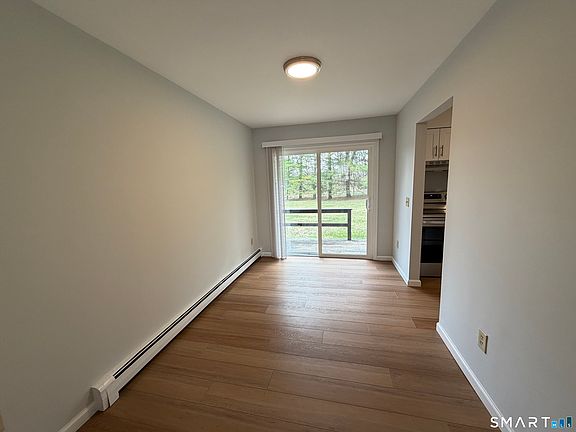 4th image of 7 Homestead Lane #7