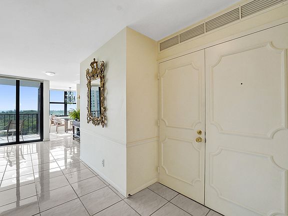 5th image of 936 Intracoastal Drive #10E
