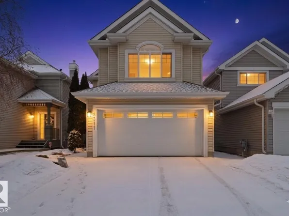 8311 11th Ave SW, Edmonton, AB T6X 1E3