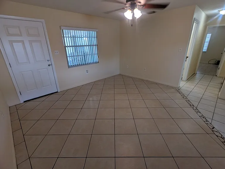824 N Saint Clair Abrams Ave — Photo 20