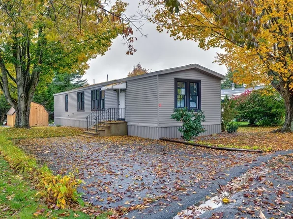 12 Buckboard Pass, Brookfield, MA 01506