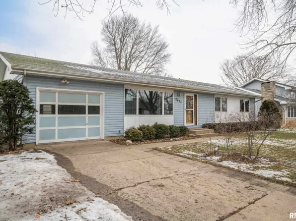 10627 N Dale St, Peoria, IL 61615