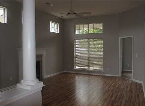 2nd image of 5525 Meadow Lark Ct
