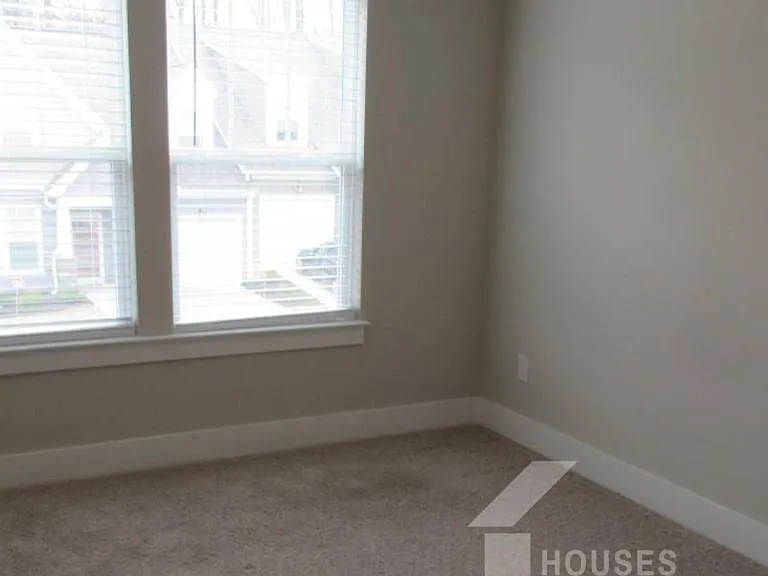 27 Creekhaven Ln — Photo 12