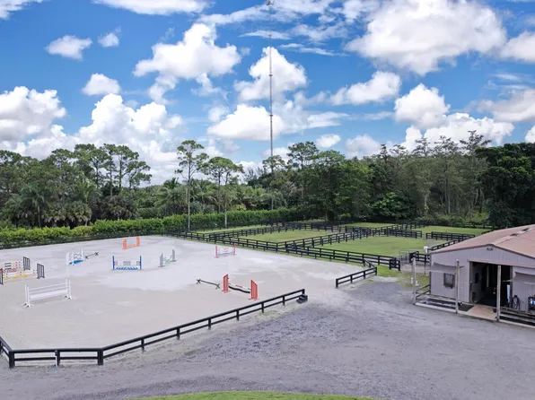 6149 Park Ln E, Lake Worth, FL 33449