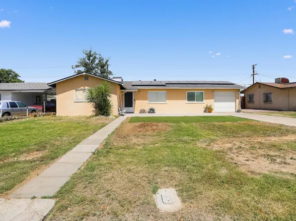 8642 E Ostler St, Selma, CA 93662