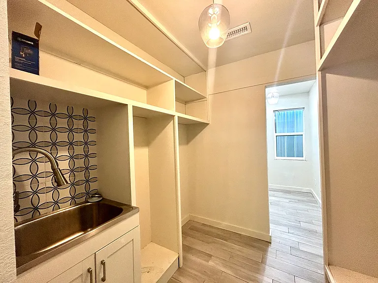 72 Bois D Arc St — Photo 17