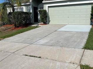 7930 Merchantville Cir, Zephyrhills, FL 33540