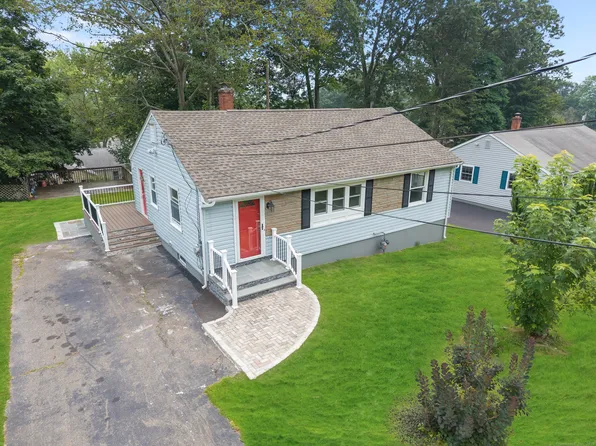 25 Forest Road, Wallingford, CT 06492