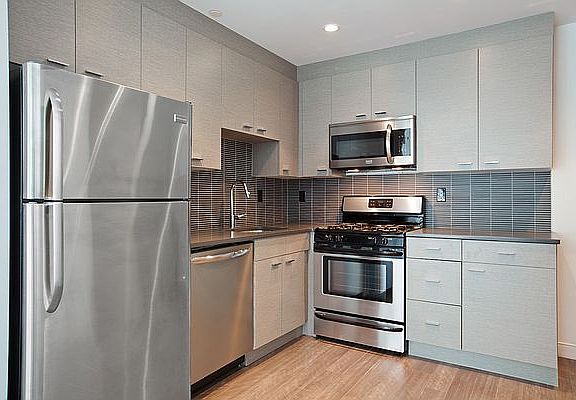 4th image of 185 Avenue B APT 2