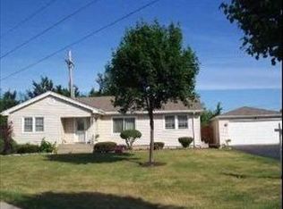 1168 High St, Aurora, IL 60505