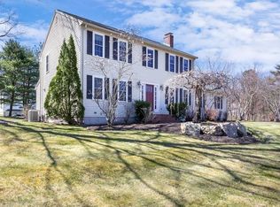 11 Pearly Ln, Franklin, MA 02038