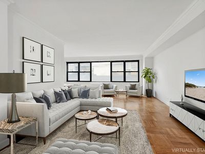 166 E 61st St APT 10M, New York, NY, 10065