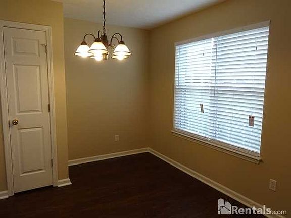 5th image of 951 Tilford Point Pl