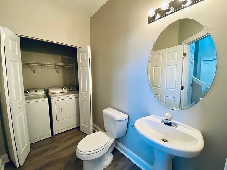 Half bathroom_04022022
