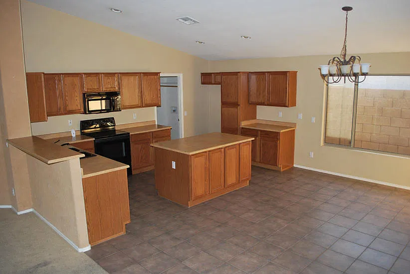 11-017HW, 15664 W Saguaro Ln - 1 — Photo 2