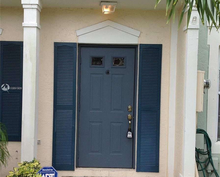 1st image of 8248 San Carlos Cir #8248
