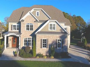 7221 Ryehill Dr, Cary, NC 27519